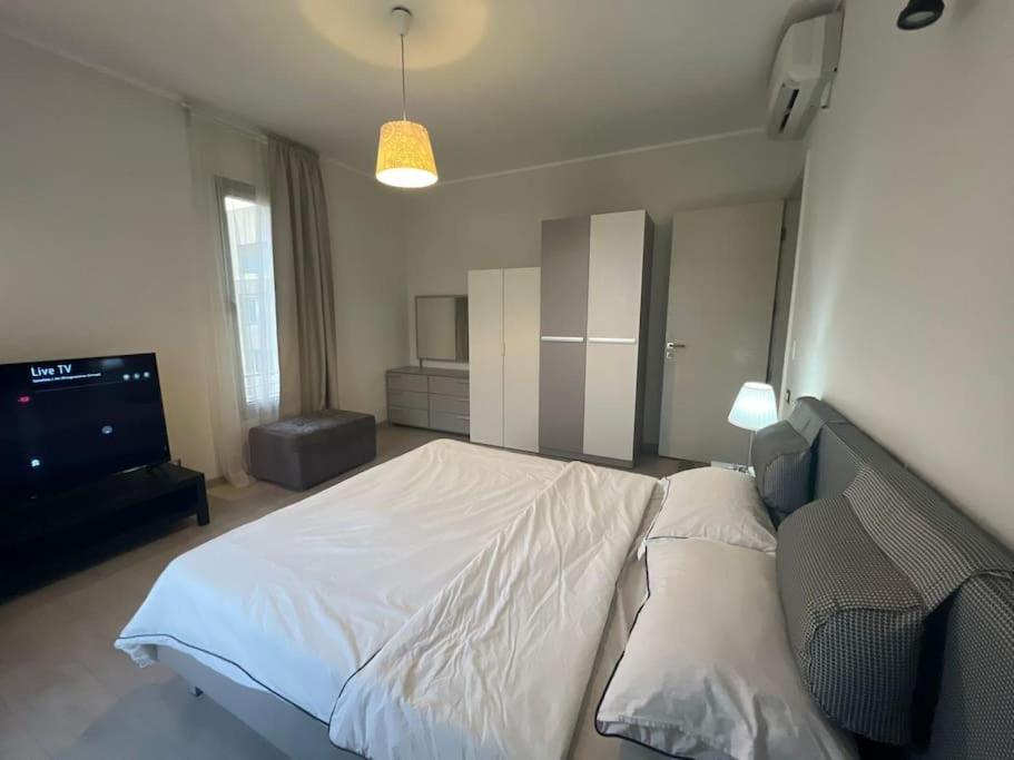 Beautiful & Cozy 1 Bedroom