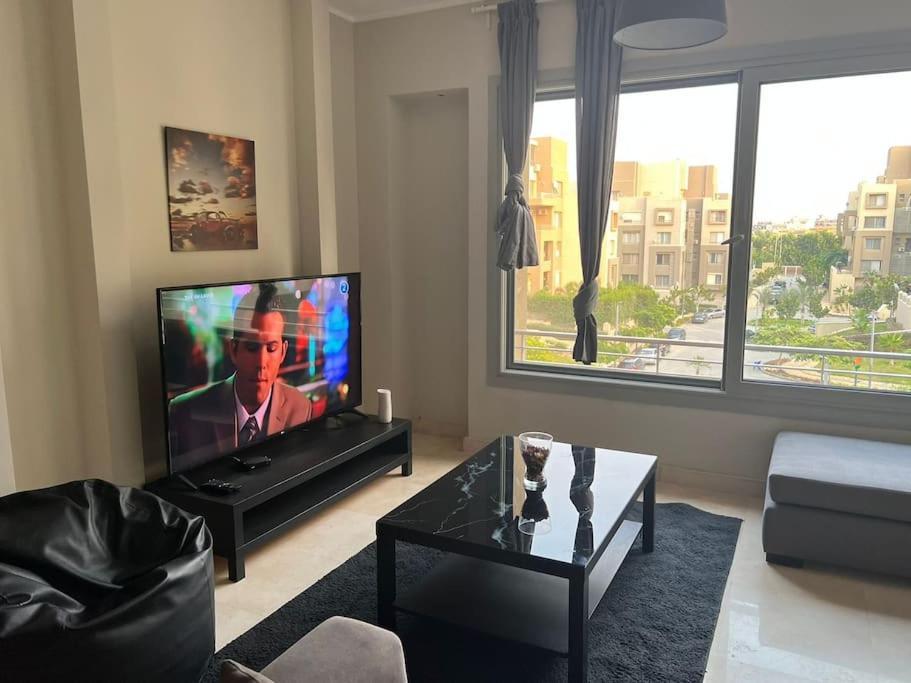 Beautiful & Cozy 1 Bedroom *